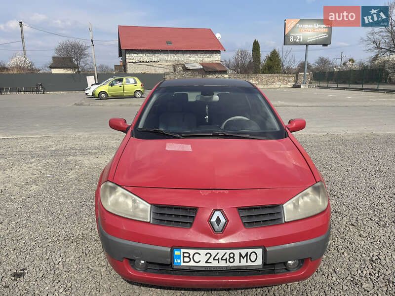 Хетчбек Renault Megane 2004 в Стрию