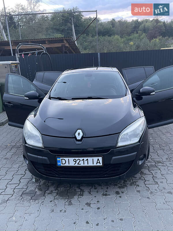 Renault Megane 2010 Renault Megane 2010