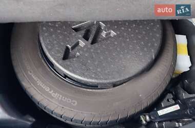 Хэтчбек Renault Megane 2014 в 