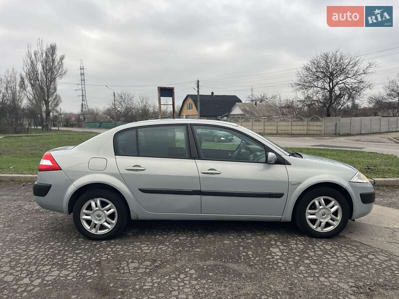 Седан Renault Megane 2003 в Лозовой