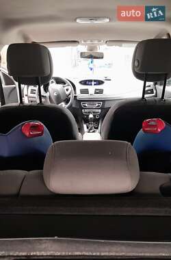 Универсал Renault Megane 2011 в 
