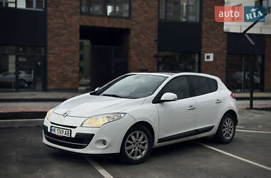 Хэтчбек Renault Megane 2010 в 