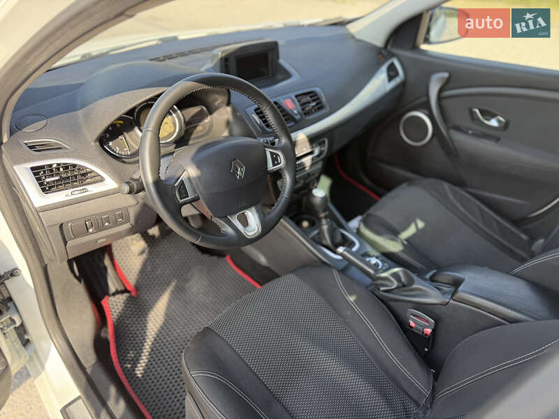 Універсал Renault Megane 2011 в Дніпрі фото 11 Універсал Renault Megane 2011 в Дніпрі