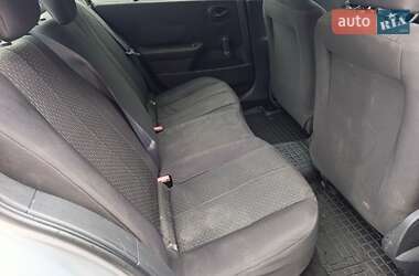 Седан Renault Megane 2004 в 