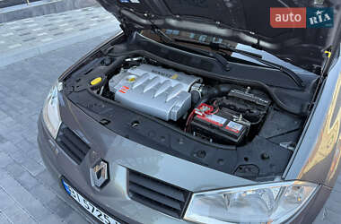 Седан Renault Megane 2005 в 