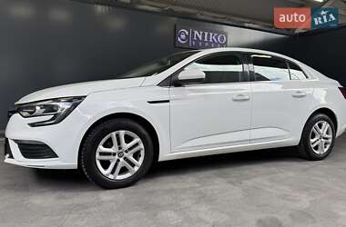 Седан Renault Megane 2019 в 
