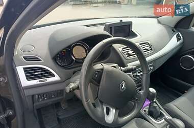 Хэтчбек Renault Megane 2009 в 