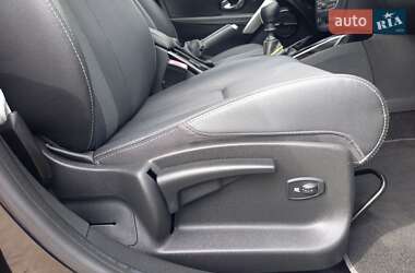 Хэтчбек Renault Megane 2011 в 
