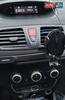 Универсал Renault Megane 2010 в 