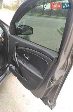 Универсал Renault Megane 2011 в 