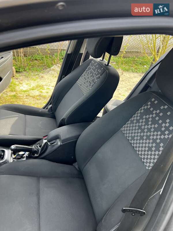 Универсал Renault Megane 2012 в Новом Роздоле