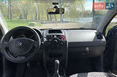 Седан Renault Megane 2005 в 