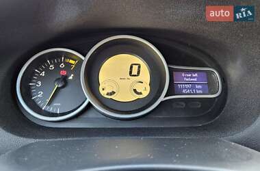 Хэтчбек Renault Megane 2010 в 