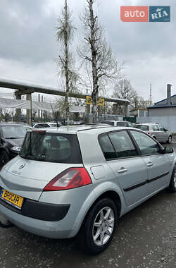 Хетчбек Renault Megane 2003 в 