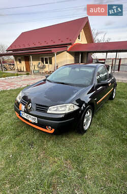 Купе Renault Megane 2004 в 
