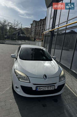 Хэтчбек Renault Megane 2009 в 