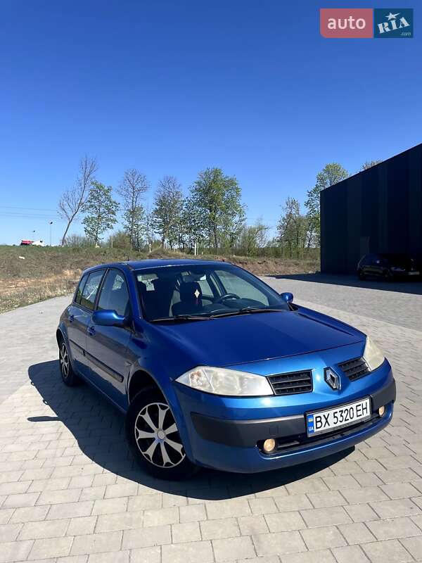 Хэтчбек Renault Megane 2005 в 