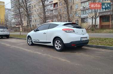 Купе Renault Megane 2009 в 