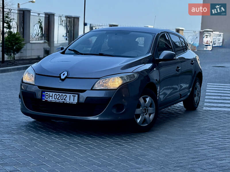 Хэтчбек Renault Megane 2010 в Одессе