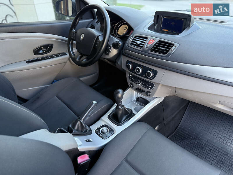 Хэтчбек Renault Megane 2010 в Одессе