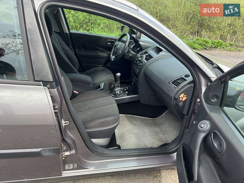 Универсал Renault Megane 2005 в Буске