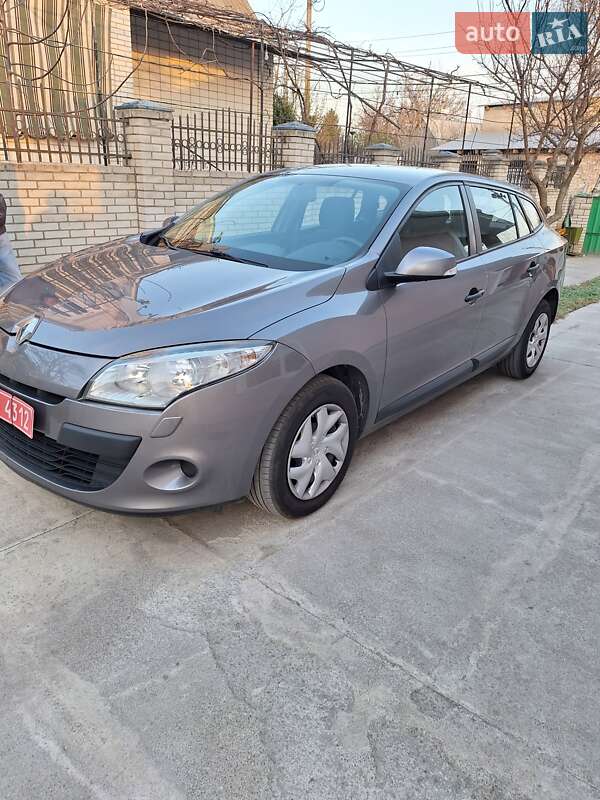 Универсал Renault Megane 2012 в 