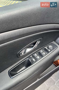 Хэтчбек Renault Megane 2010 в 