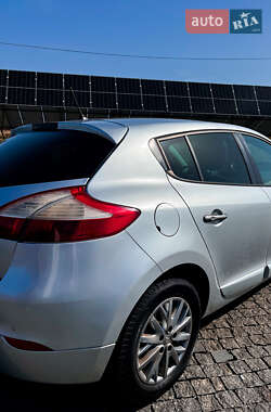 Хетчбек Renault Megane 2013 в 