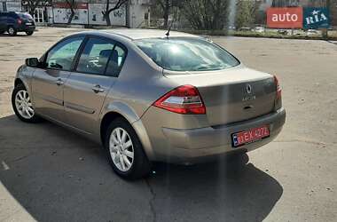 Седан Renault Megane 2009 в 