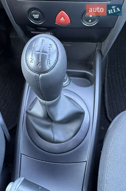 Универсал Renault Megane 2006 в  фото 38 Универсал Renault Megane 2006 в