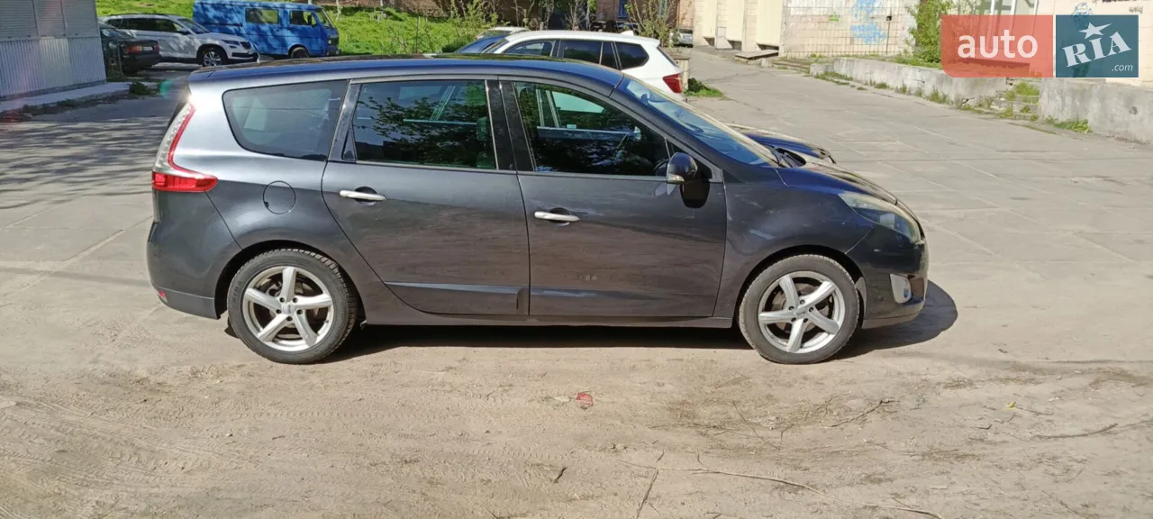 2010 Renault Megane - мініатюра 29