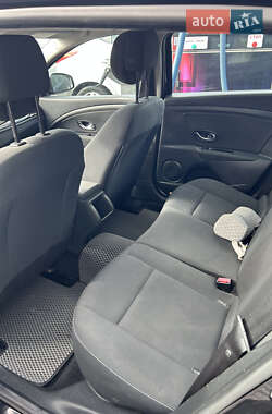Универсал Renault Megane 2011 в 