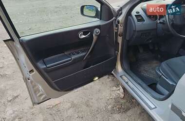 Универсал Renault Megane 2004 в 