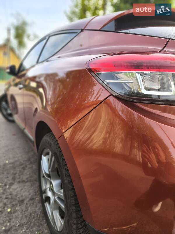 Купе Renault Megane 2011 в Смілі
