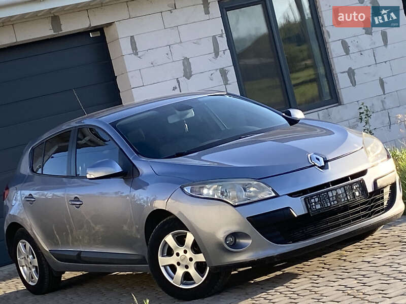 Хетчбек Renault Megane 2010 в Дніпрі