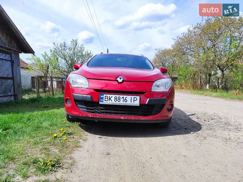 Универсал Renault Megane 2010 в Сарнах