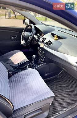 Хетчбек Renault Megane 2008 в 