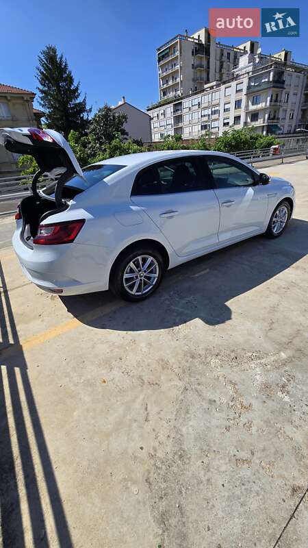 Седан Renault Megane 2016 в Кременчуге