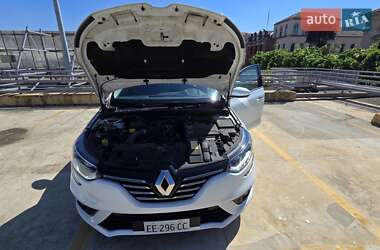 Седан Renault Megane 2016 в 