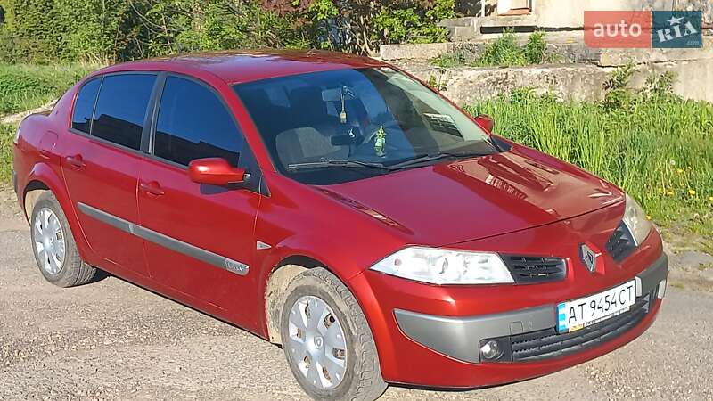 Седан Renault Megane 2006 в Долині