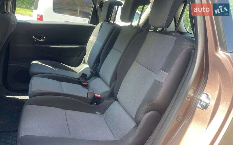 Мінівен Renault Megane 2013 в Чернівцях