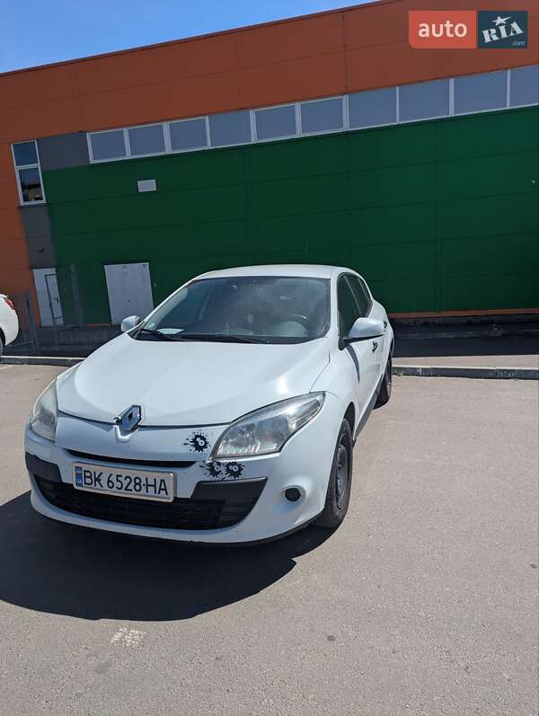 Хэтчбек Renault Megane 2011 в Ровно фото 3 Хэтчбек Renault Megane 2011 в Ровно