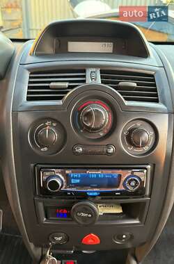 Седан Renault Megane 2008 в 