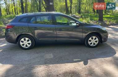 Универсал Renault Megane 2011 в 