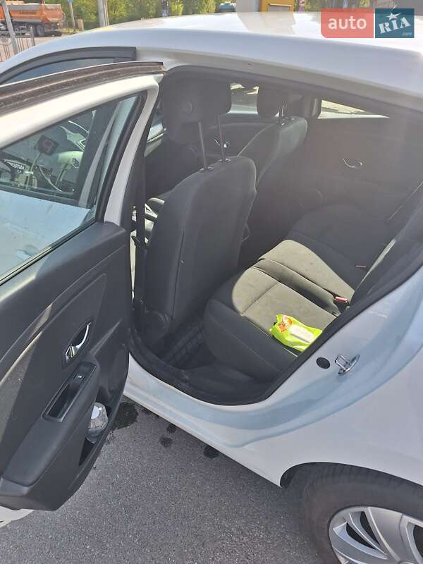 Хэтчбек Renault Megane 2014 в Киеве