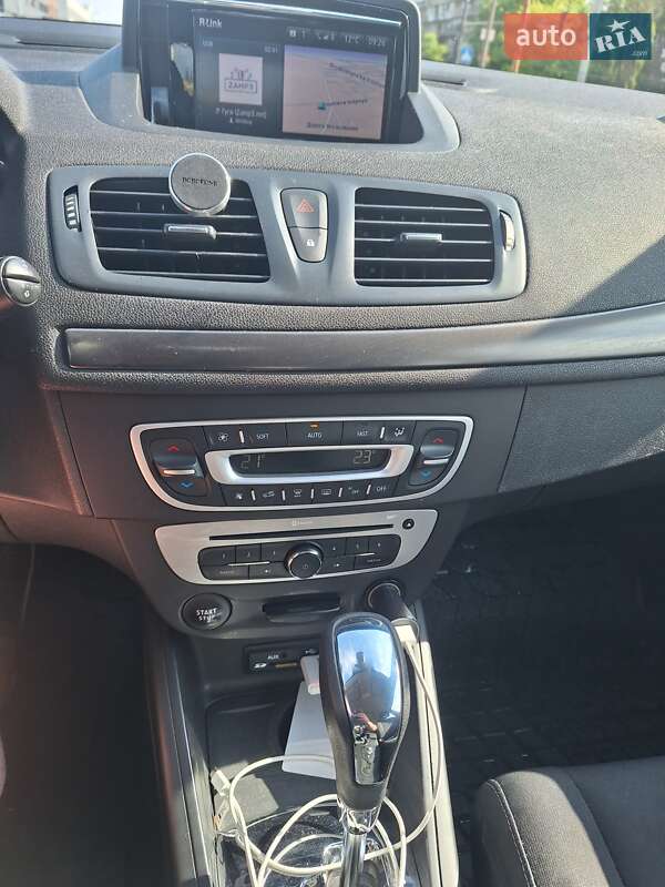 Хэтчбек Renault Megane 2014 в Киеве