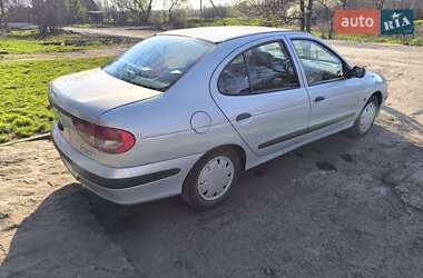 Седан Renault Megane 2003 в 