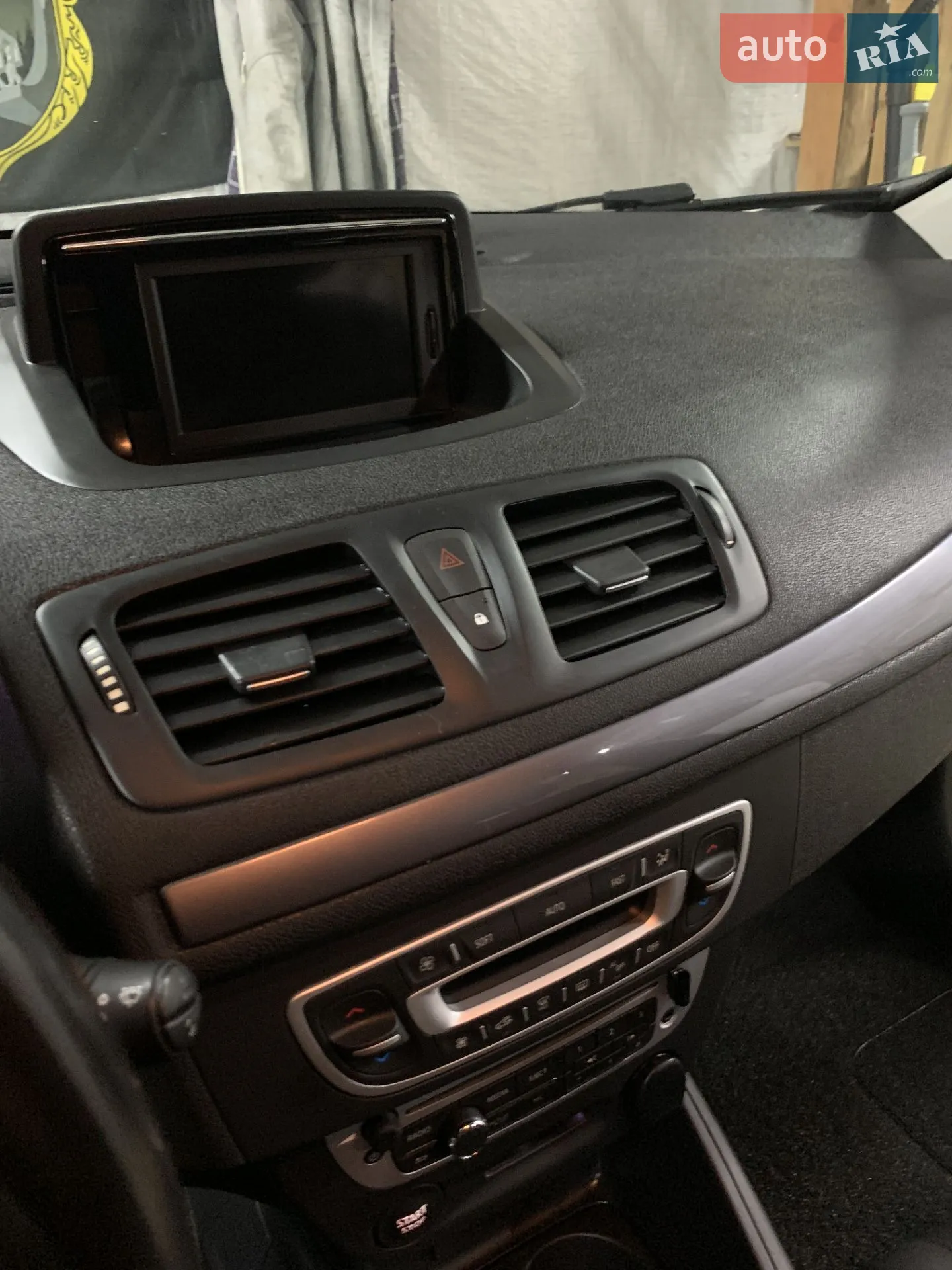 2014 Renault Megane - мініатюра 27