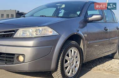 Седан Renault Megane 2008 в 