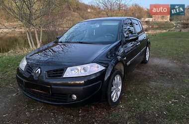 Хетчбек Renault Megane 2006 в 